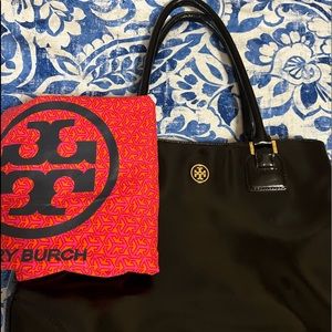 Tory Burch Robinson Patent Tote